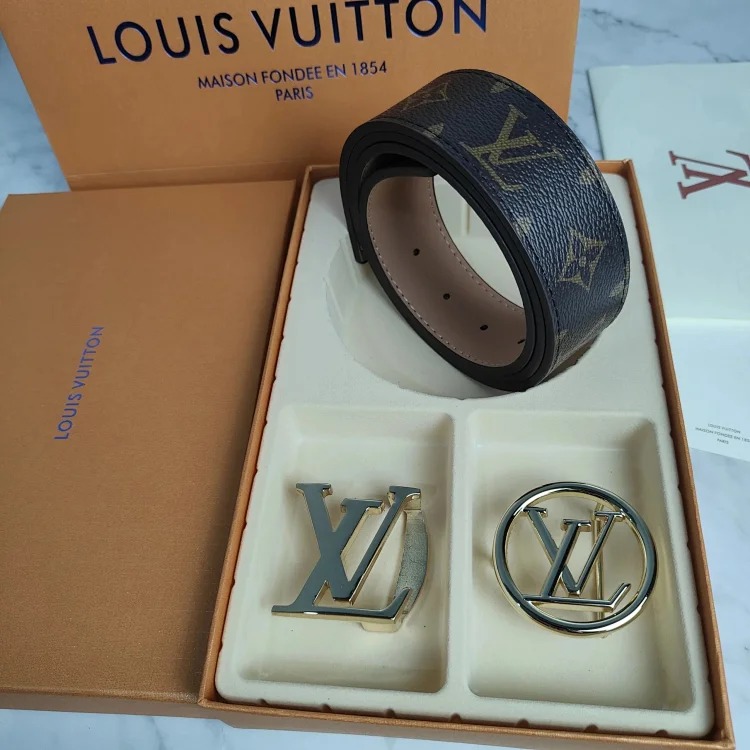 Fashionable and versatile belt 036