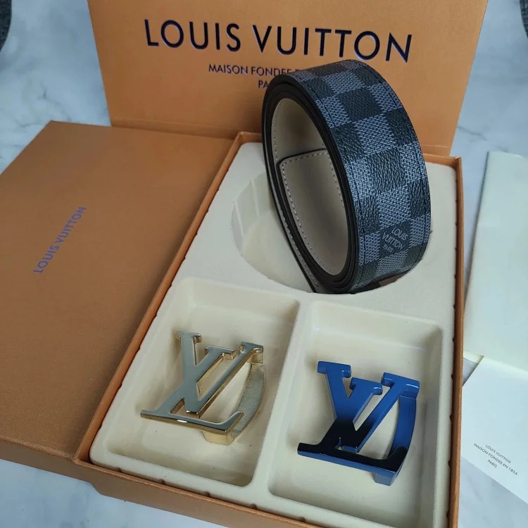Fashionable and versatile belt 036