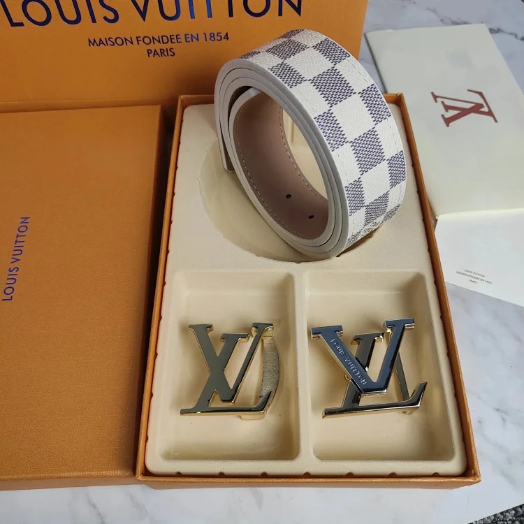 Fashionable and versatile belt 036