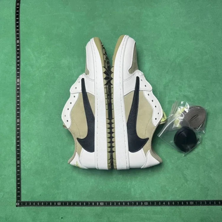 GZ casual sneakers