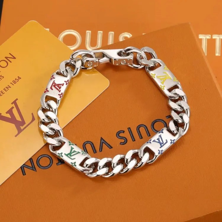 High version steel stamped small fragrance style vintage bracelet