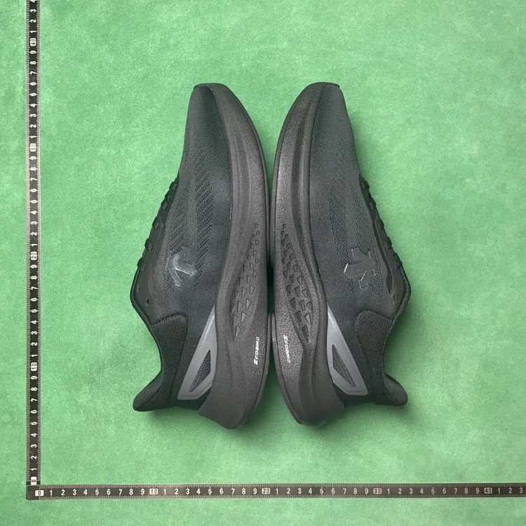B7D Low Top Cushioned Casual Shoes 48