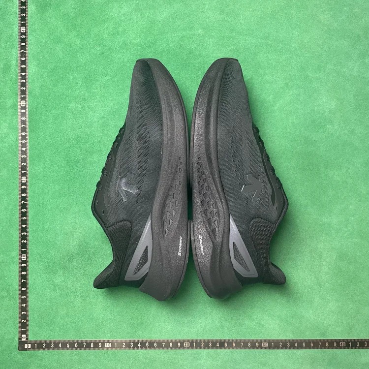 B7D Low Top Cushioned Casual Shoes 48