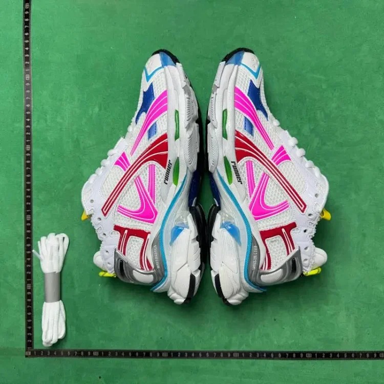 GO7 Sneakers 72