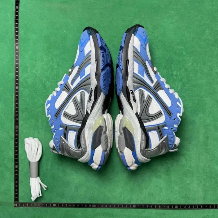 GO7 Sneakers 72