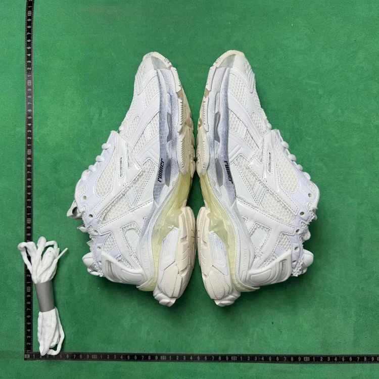 GO7 Sneakers 72