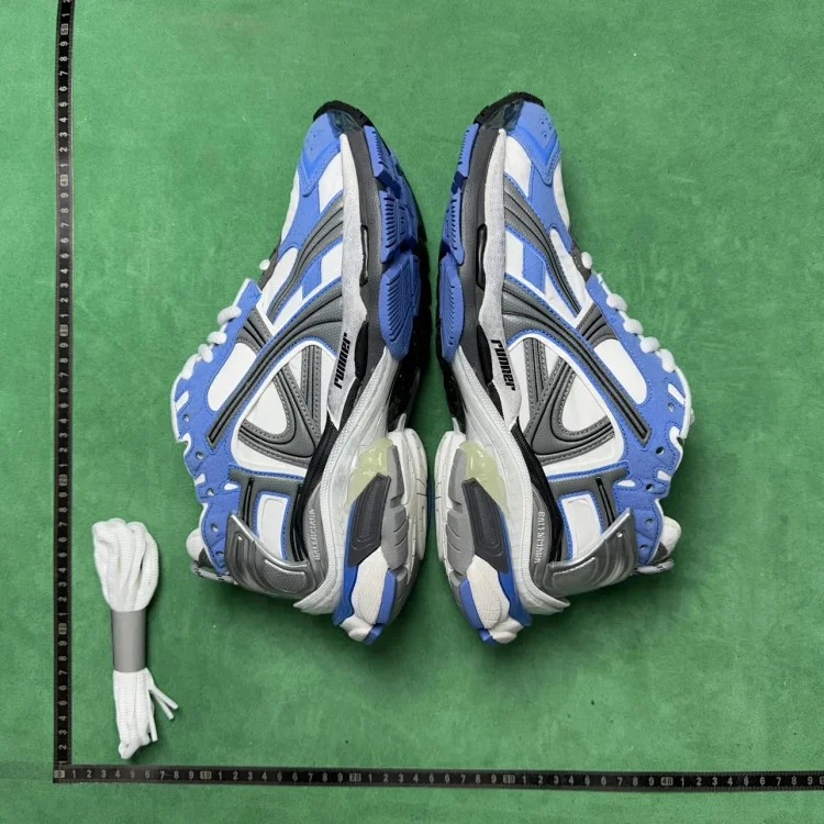 GO7 Sneakers 72