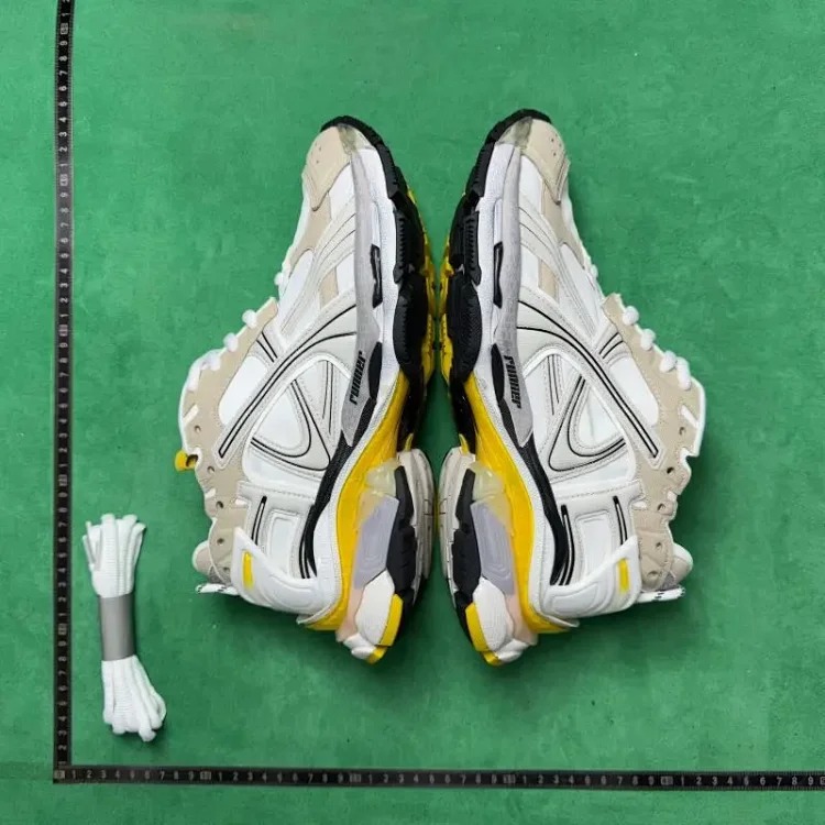 GO7 Sneakers 72